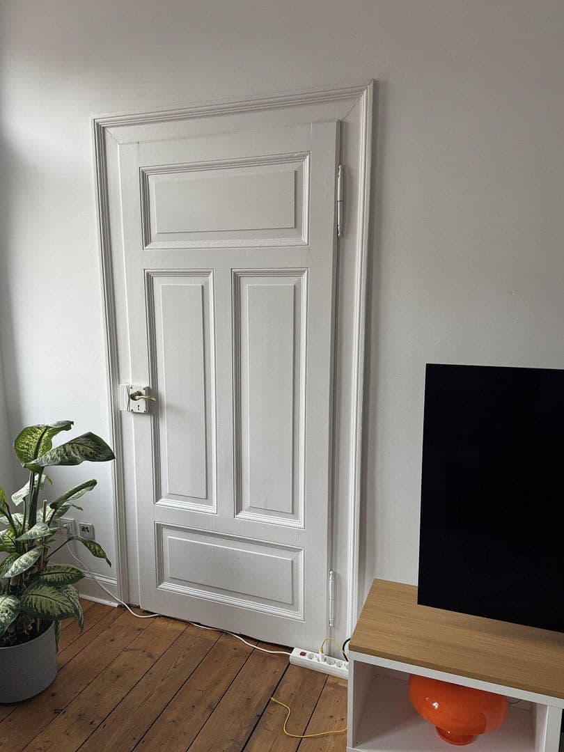 Pronájem bytu 3+1 84 m², Mannehim, Bádensko-Württembersko Pronájem bytu 3+1 84 m², Mannehim, Bádensko-Württembersko