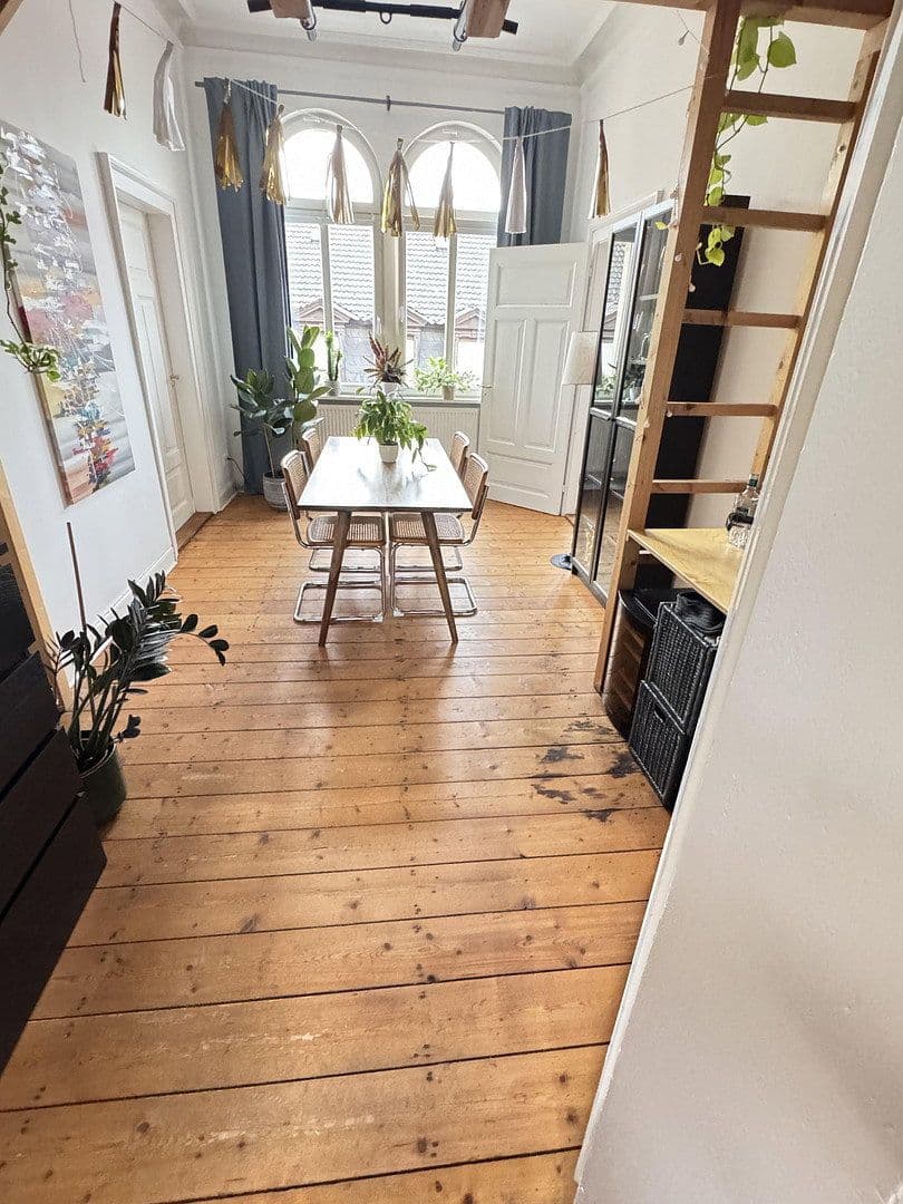 Pronájem bytu 3+1 84 m², Mannehim, Bádensko-Württembersko Pronájem bytu 3+1 84 m², Mannehim, Bádensko-Württembersko