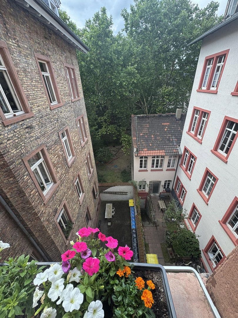 Pronájem bytu 3+1 84 m², Mannehim, Bádensko-Württembersko Pronájem bytu 3+1 84 m², Mannehim, Bádensko-Württembersko
