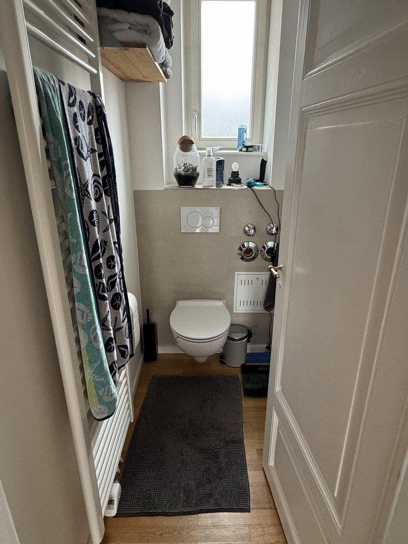 Pronájem bytu 3+1 84 m², Mannehim, Bádensko-Württembersko Pronájem bytu 3+1 84 m², Mannehim, Bádensko-Württembersko