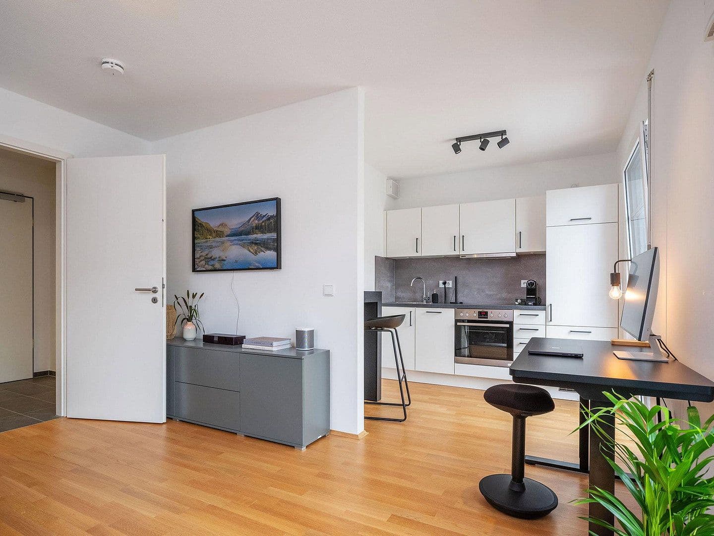 Pronájem bytu 1+kk 41 m², München - Obersendling, Bavorsko Pronájem bytu 1+kk 41 m², München - Obersendling, Bavorsko