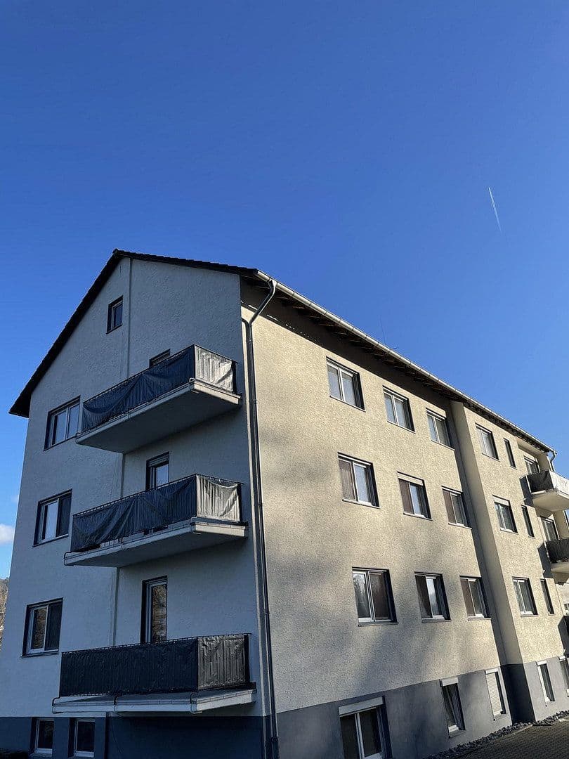 Pronájem bytu 5+1 87 m², Burger Landstrasse 58, Herborn, Hessen Pronájem bytu 5+1 87 m², Burger Landstrasse 58, Herborn, Hessen