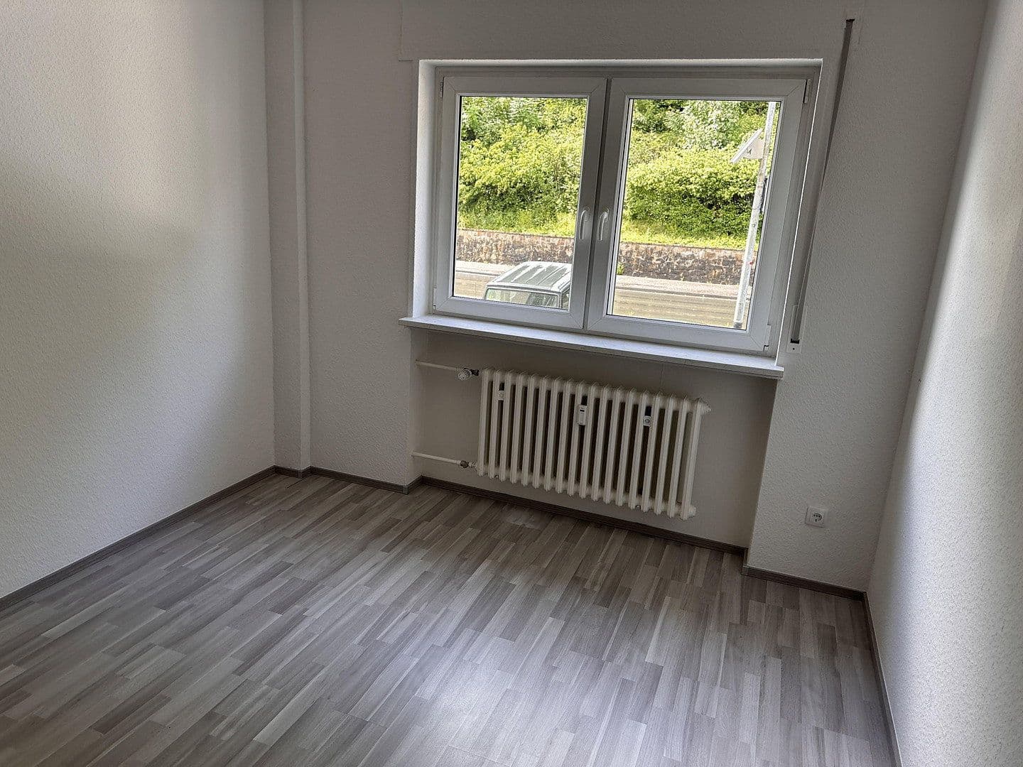 Pronájem bytu 5+1 87 m², Burger Landstrasse 58, Herborn, Hessen Pronájem bytu 5+1 87 m², Burger Landstrasse 58, Herborn, Hessen