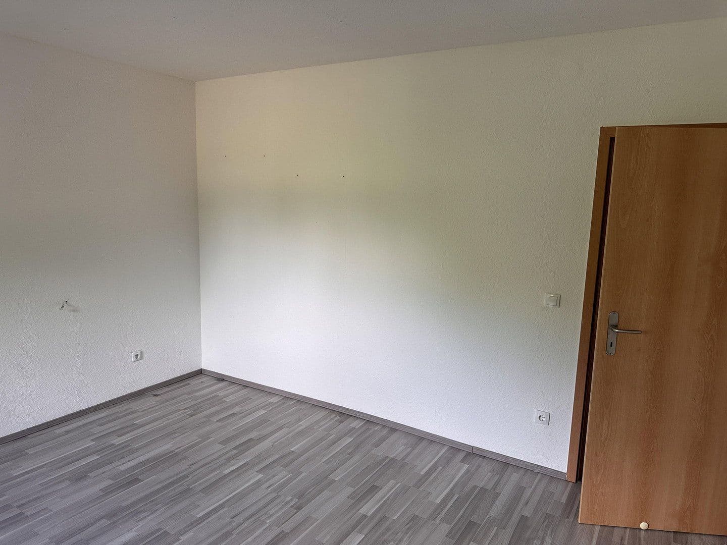 Pronájem bytu 5+1 87 m², Burger Landstrasse 58, Herborn, Hessen Pronájem bytu 5+1 87 m², Burger Landstrasse 58, Herborn, Hessen