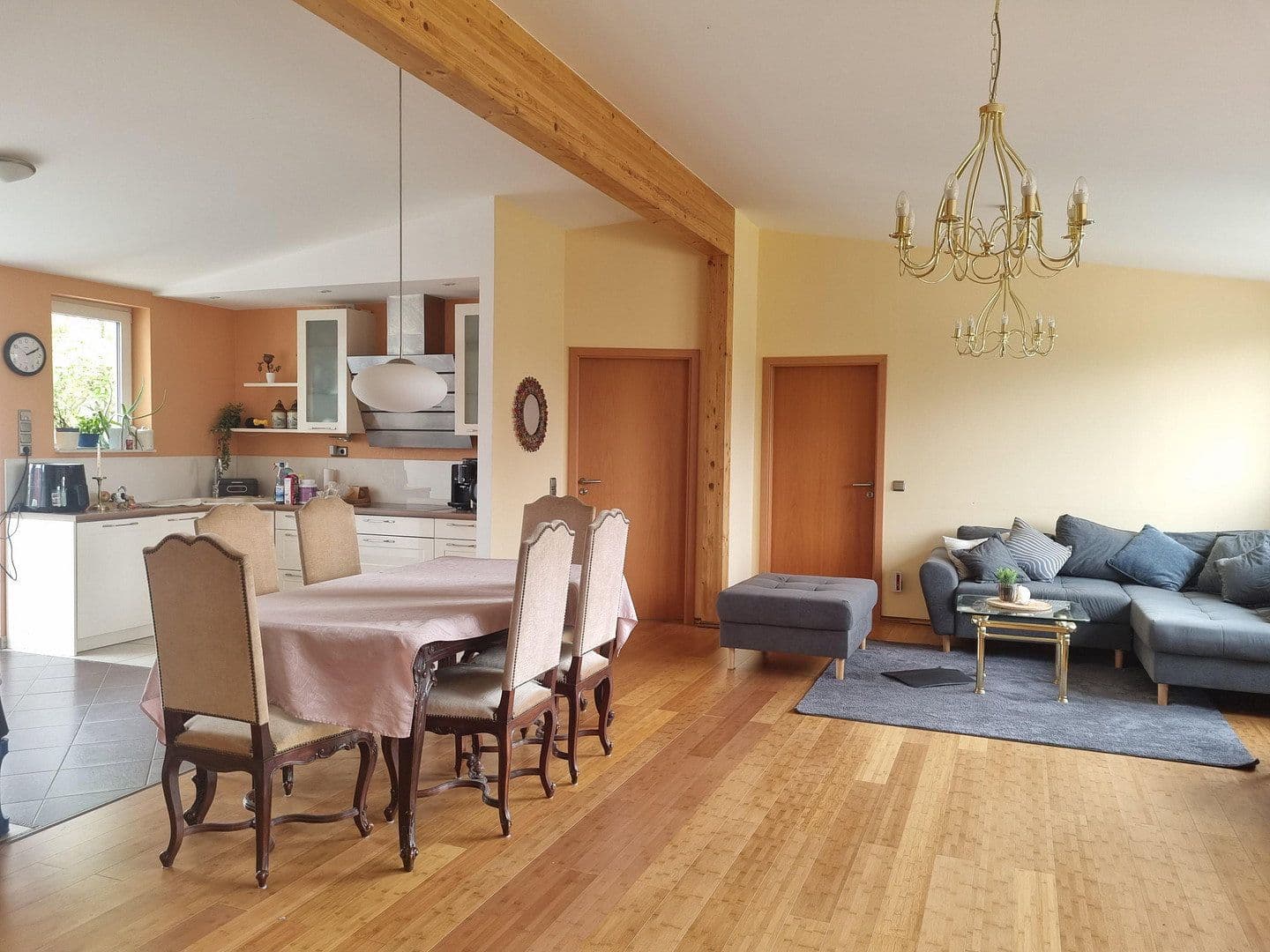 Prodej domu 245 m², pozemek 1.147 m², Gernsheim, Hessen Prodej domu 245 m², pozemek 1.147 m², Gernsheim, Hessen