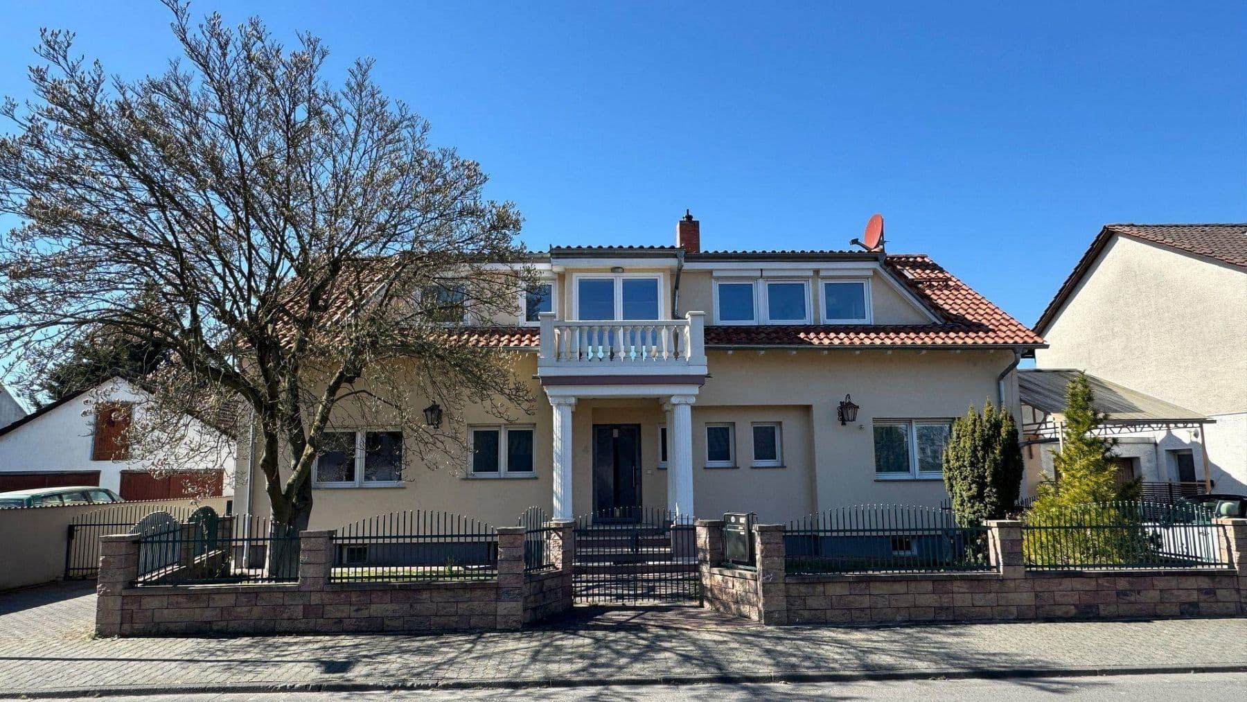 Prodej domu 245 m², pozemek 1.147 m², Gernsheim, Hessen Prodej domu 245 m², pozemek 1.147 m², Gernsheim, Hessen