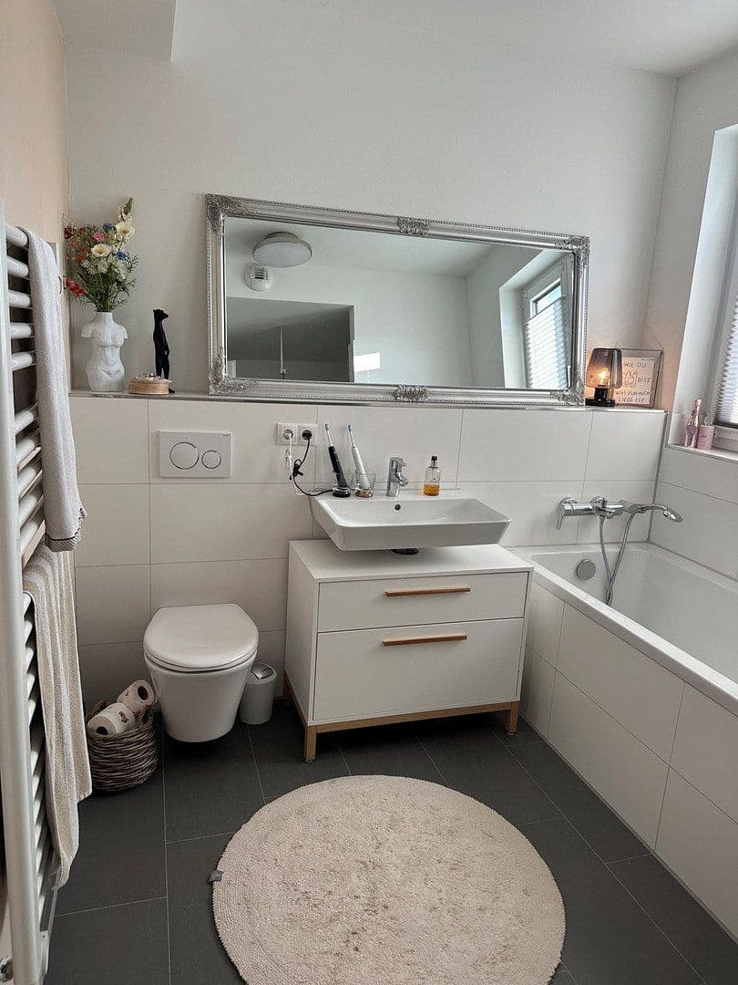Pronájem bytu 3+1 108 m², Friedrichstraße 5, Tornesch, Šlesvicko-Holštýnsko Pronájem bytu 3+1 108 m², Friedrichstraße 5, Tornesch, Šlesvicko-Holštýnsko