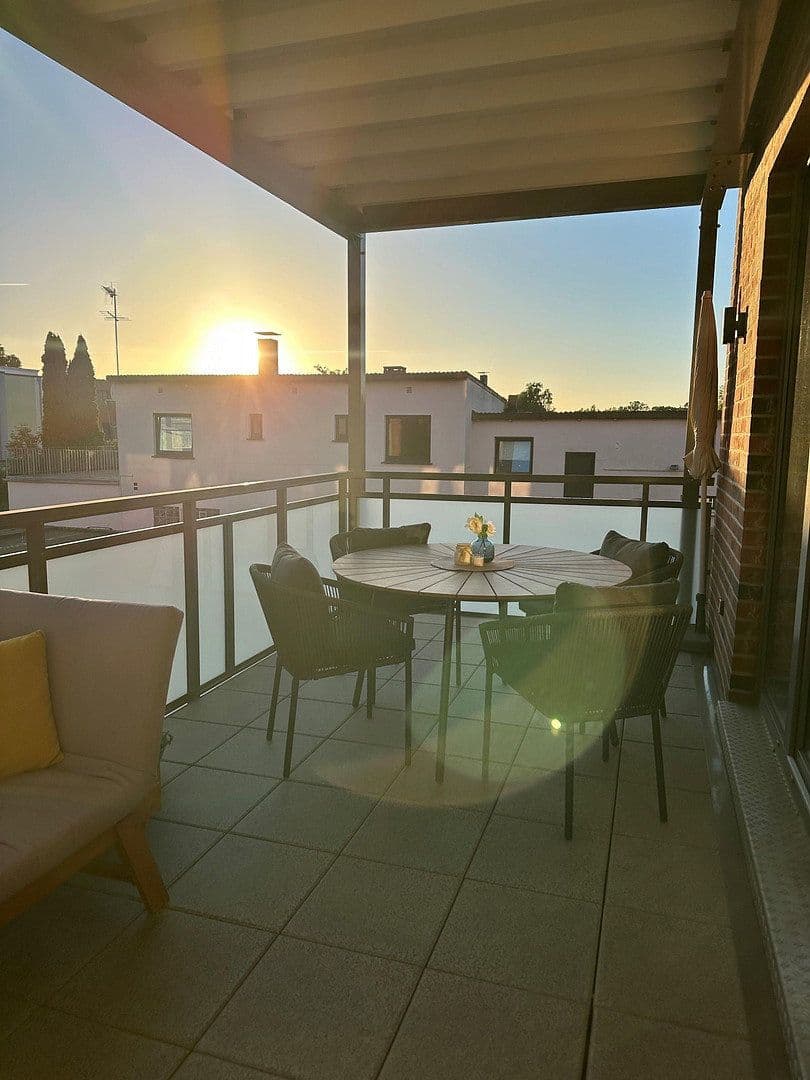 Pronájem bytu 3+1 108 m², Friedrichstraße 5, Tornesch, Šlesvicko-Holštýnsko Pronájem bytu 3+1 108 m², Friedrichstraße 5, Tornesch, Šlesvicko-Holštýnsko