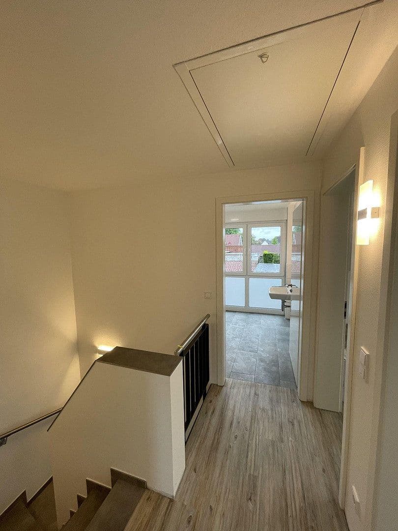 Pronájem domu 104 m², pozemek 316 m², Nordhorn, Dolní Sasko Pronájem domu 104 m², pozemek 316 m², Nordhorn, Dolní Sasko