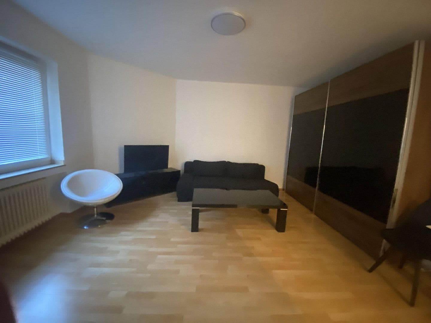 Pronájem bytu 2+1 50 m², Köln, Severní Porýní-Vestfálsko Pronájem bytu 2+1 50 m², Köln, Severní Porýní-Vestfálsko