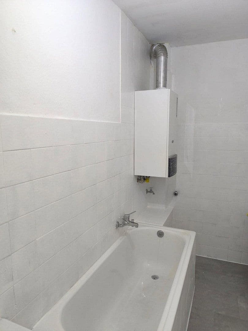 Pronájem bytu 2+1 45 m², Krayer Str. 30, Bochum, Severní Porýní-Vestfálsko Pronájem bytu 2+1 45 m², Krayer Str. 30, Bochum, Severní Porýní-Vestfálsko
