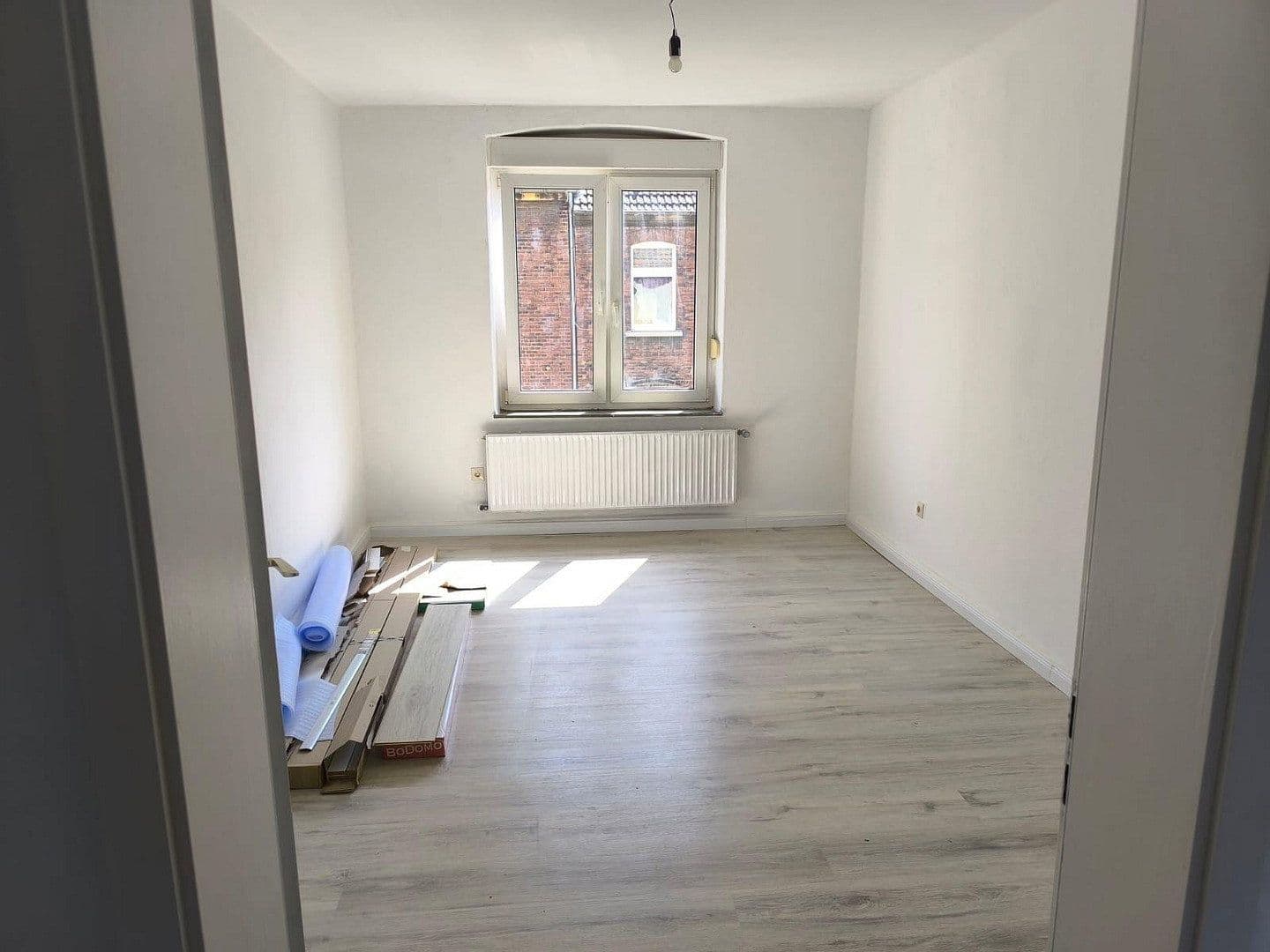 Pronájem bytu 2+1 45 m², Krayer Str. 30, Bochum, Severní Porýní-Vestfálsko Pronájem bytu 2+1 45 m², Krayer Str. 30, Bochum, Severní Porýní-Vestfálsko