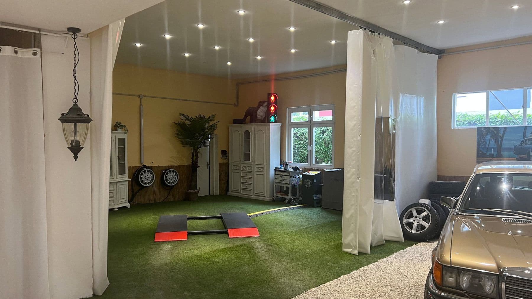 Prodej nebytového prostoru 650 m², Düsseldorfer Straße 65, Wuppertal, Severní Porýní-Vestfálsko Prodej nebytového prostoru 650 m², Düsseldorfer Straße 65, Wuppertal, Severní Porýní-Vestfálsko