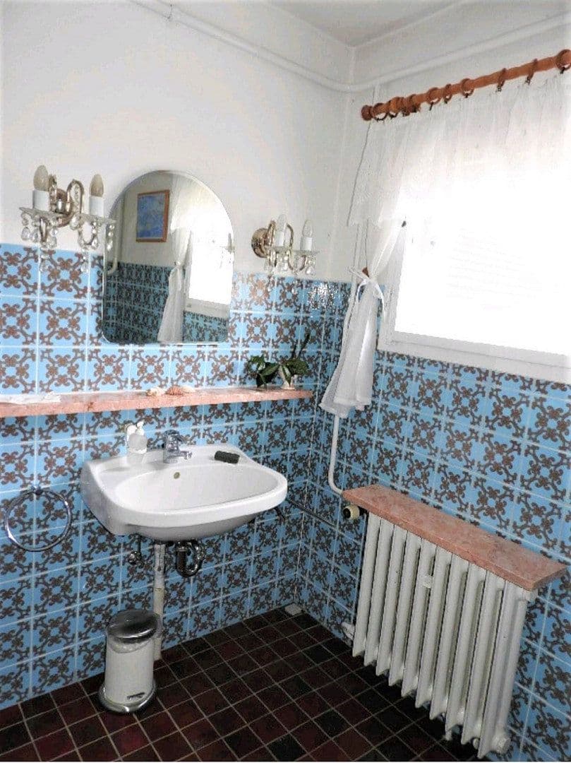 Prodej domu 165 m², pozemek 1.325 m², Heldburg, Durynsko Prodej domu 165 m², pozemek 1.325 m², Heldburg, Durynsko
