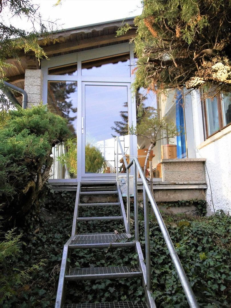 Prodej domu 165 m², pozemek 1.325 m², Heldburg, Durynsko Prodej domu 165 m², pozemek 1.325 m², Heldburg, Durynsko