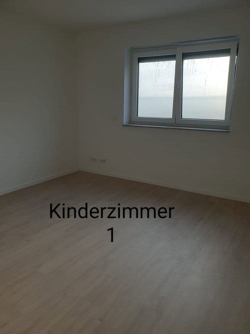 Pronájem bytu 4+1 113 m², Wöllstadt, Hessen Pronájem bytu 4+1 113 m², Wöllstadt, Hessen