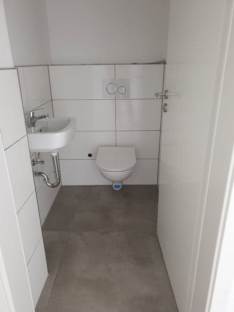 Pronájem bytu 4+1 113 m², Wöllstadt, Hessen Pronájem bytu 4+1 113 m², Wöllstadt, Hessen