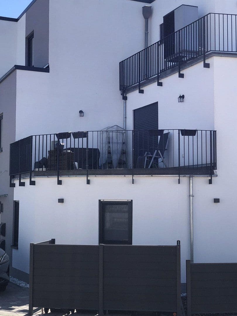 Pronájem bytu 4+1 113 m², Wöllstadt, Hessen Pronájem bytu 4+1 113 m², Wöllstadt, Hessen