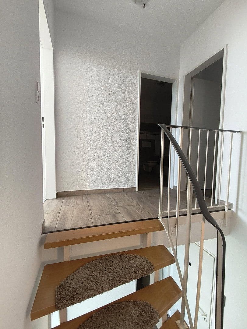 Pronájem bytu 2+kk 80 m², Frickestraße 2-4, Leipzig, Sasko Pronájem bytu 2+kk 80 m², Frickestraße 2-4, Leipzig, Sasko