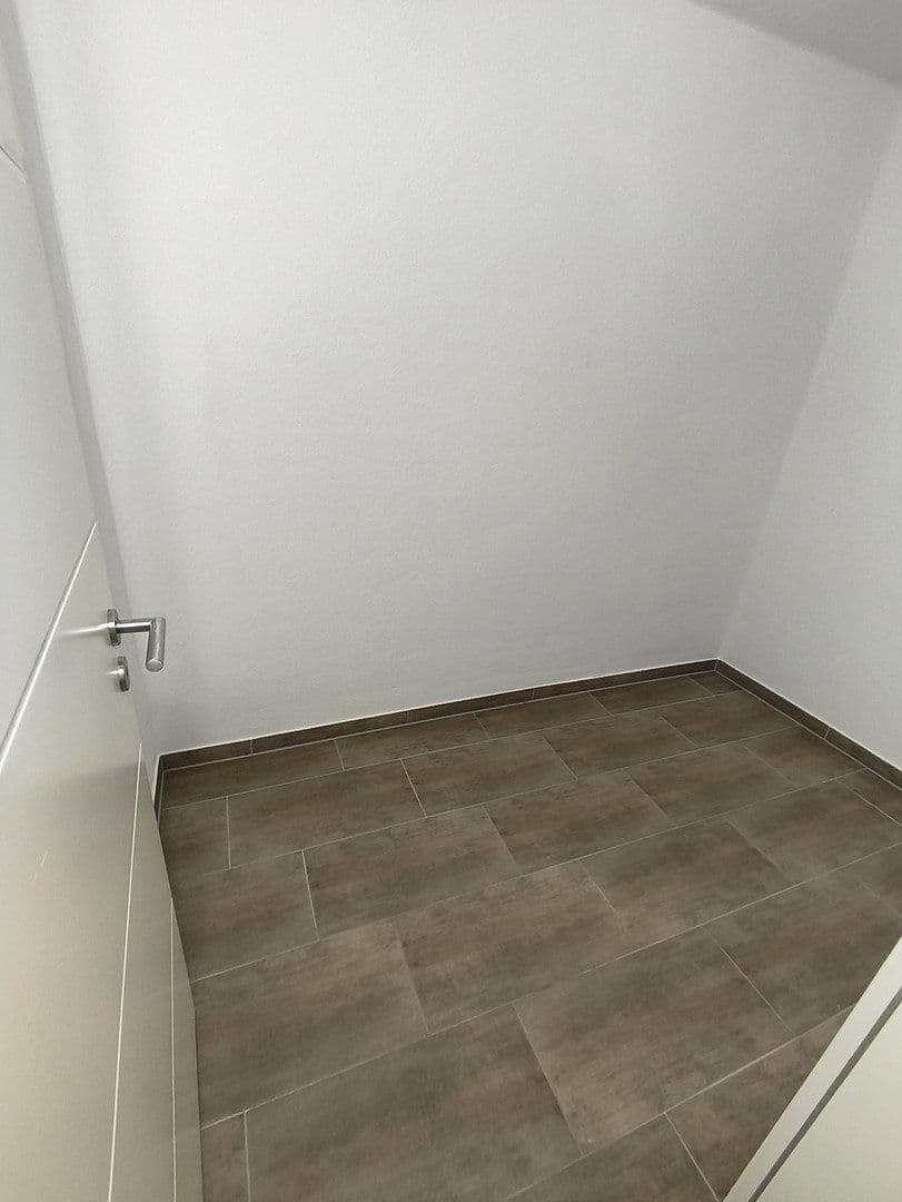 Pronájem bytu 2+kk 80 m², Frickestraße 2-4, Leipzig, Sasko Pronájem bytu 2+kk 80 m², Frickestraße 2-4, Leipzig, Sasko