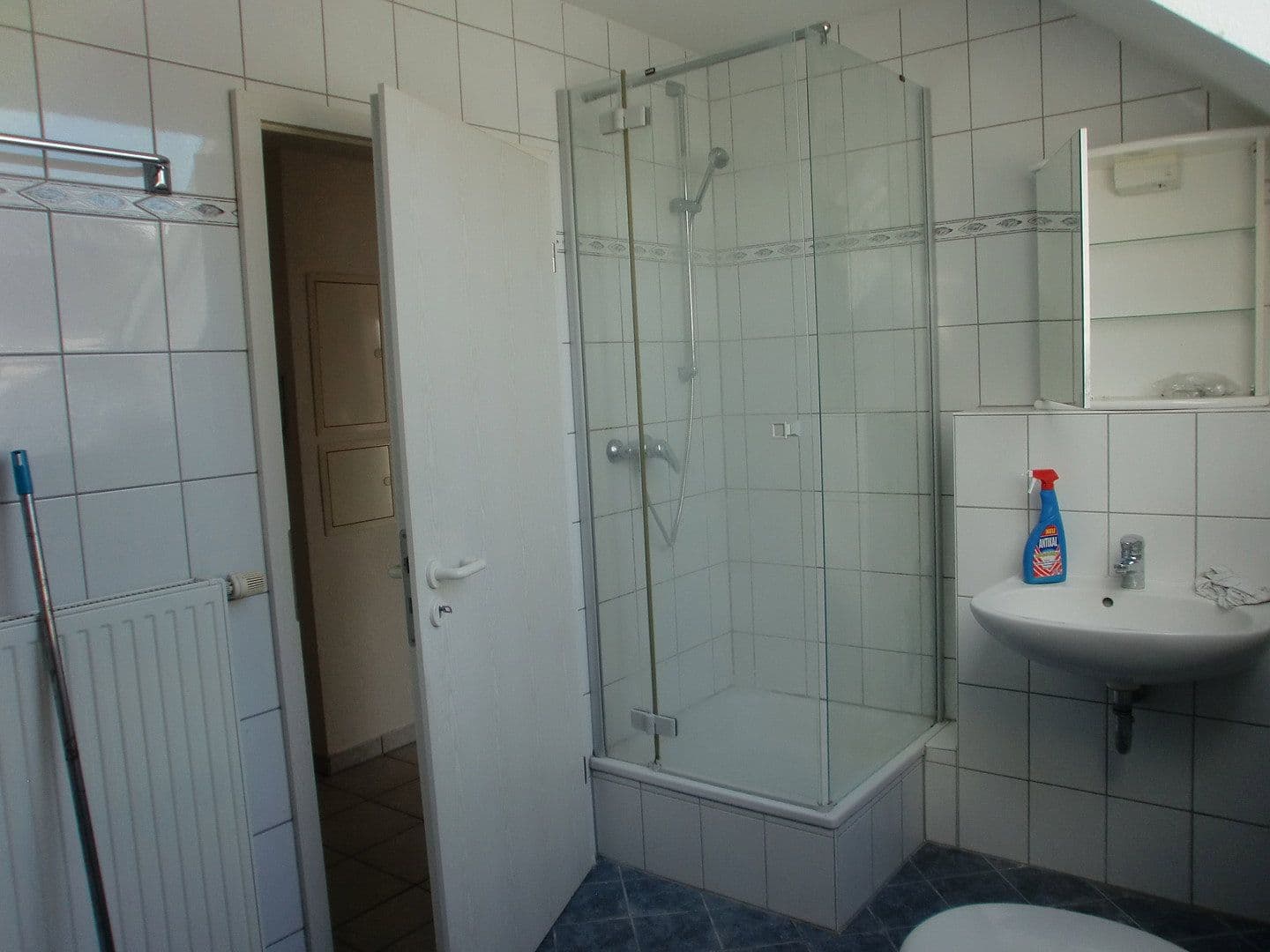 Pronájem bytu 2+1 65 m², Buchenstrasse 20, Hattersheim am Main, Hessen Pronájem bytu 2+1 65 m², Buchenstrasse 20, Hattersheim am Main, Hessen