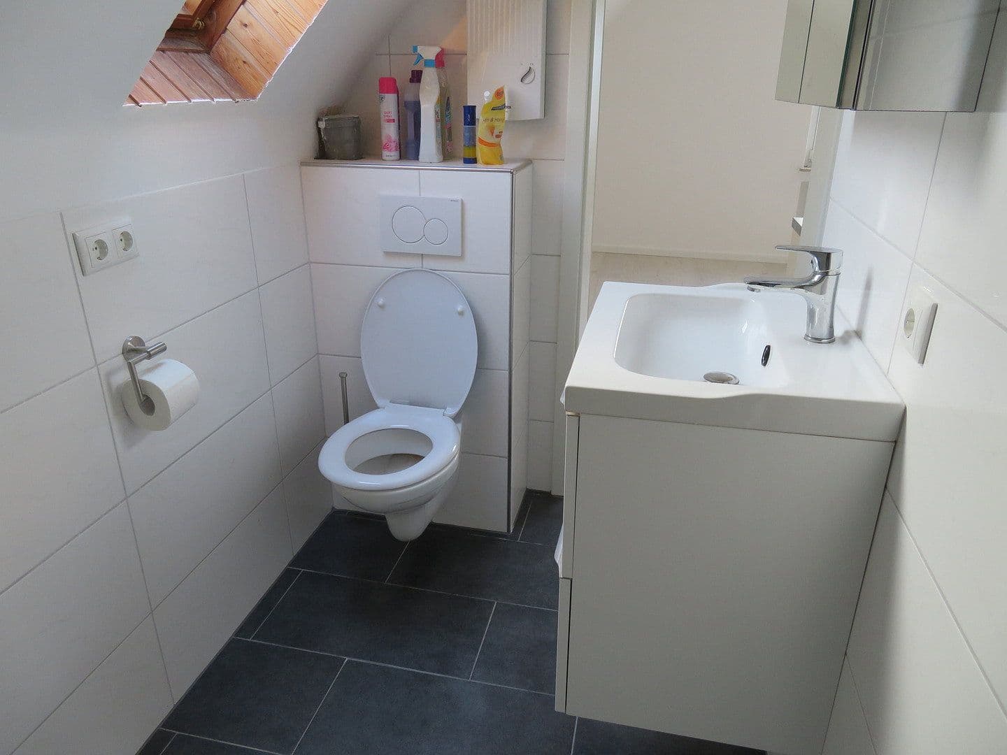 Pronájem bytu 1+1 30 m², Hetzerath, Porýní-Falc Pronájem bytu 1+1 30 m², Hetzerath, Porýní-Falc