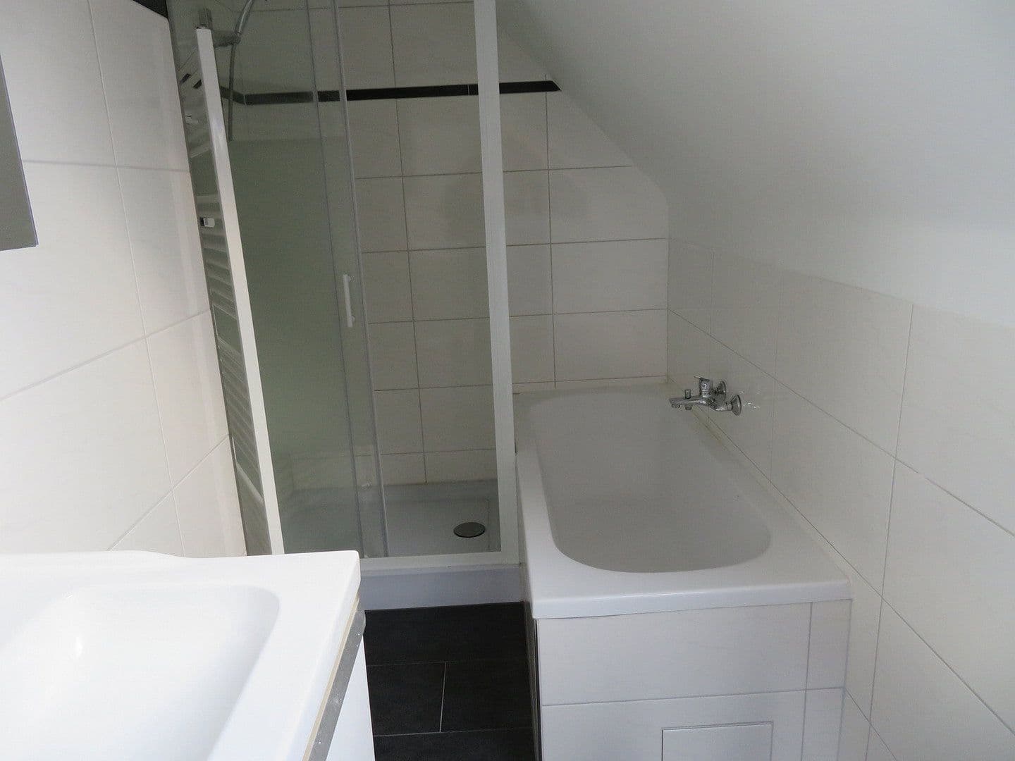 Pronájem bytu 1+1 30 m², Hetzerath, Porýní-Falc Pronájem bytu 1+1 30 m², Hetzerath, Porýní-Falc