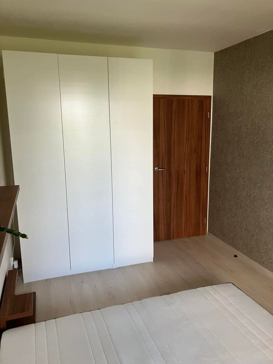 Pronájem bytu 2+kk 50 m², Karla Kryla, Brno, Jihomoravský kraj Pronájem bytu 2+kk 50 m², Karla Kryla, Brno, Jihomoravský kraj