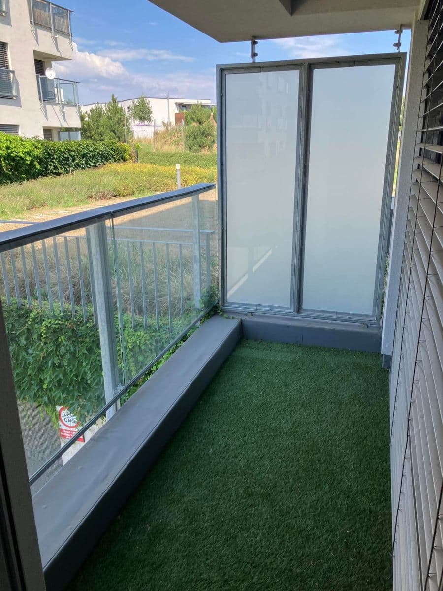 Pronájem bytu 2+kk 50 m², Karla Kryla, Brno, Jihomoravský kraj Pronájem bytu 2+kk 50 m², Karla Kryla, Brno, Jihomoravský kraj