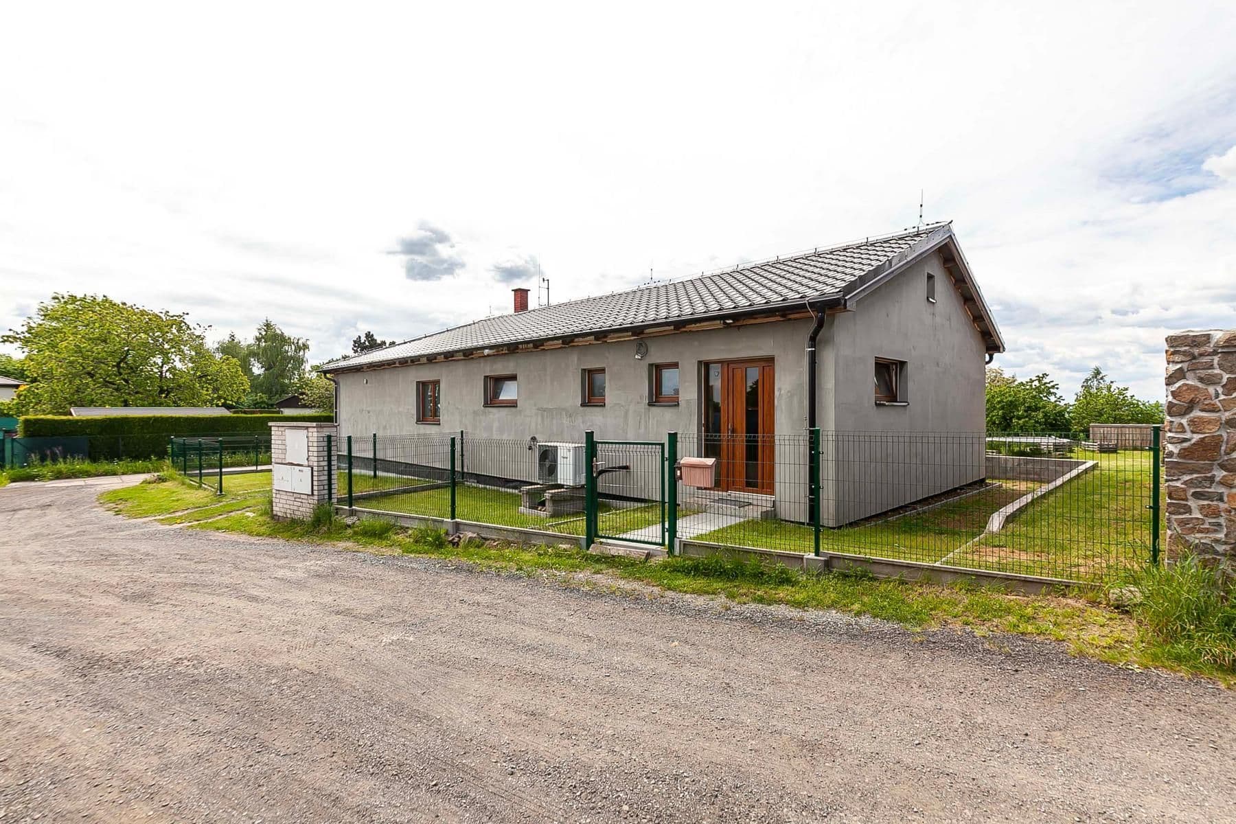 Prodej domu 170 m², pozemek 947 m², Větrná, Ondřejov, Středočeský kraj Prodej domu 170 m², pozemek 947 m², Větrná, Ondřejov, Středočeský kraj