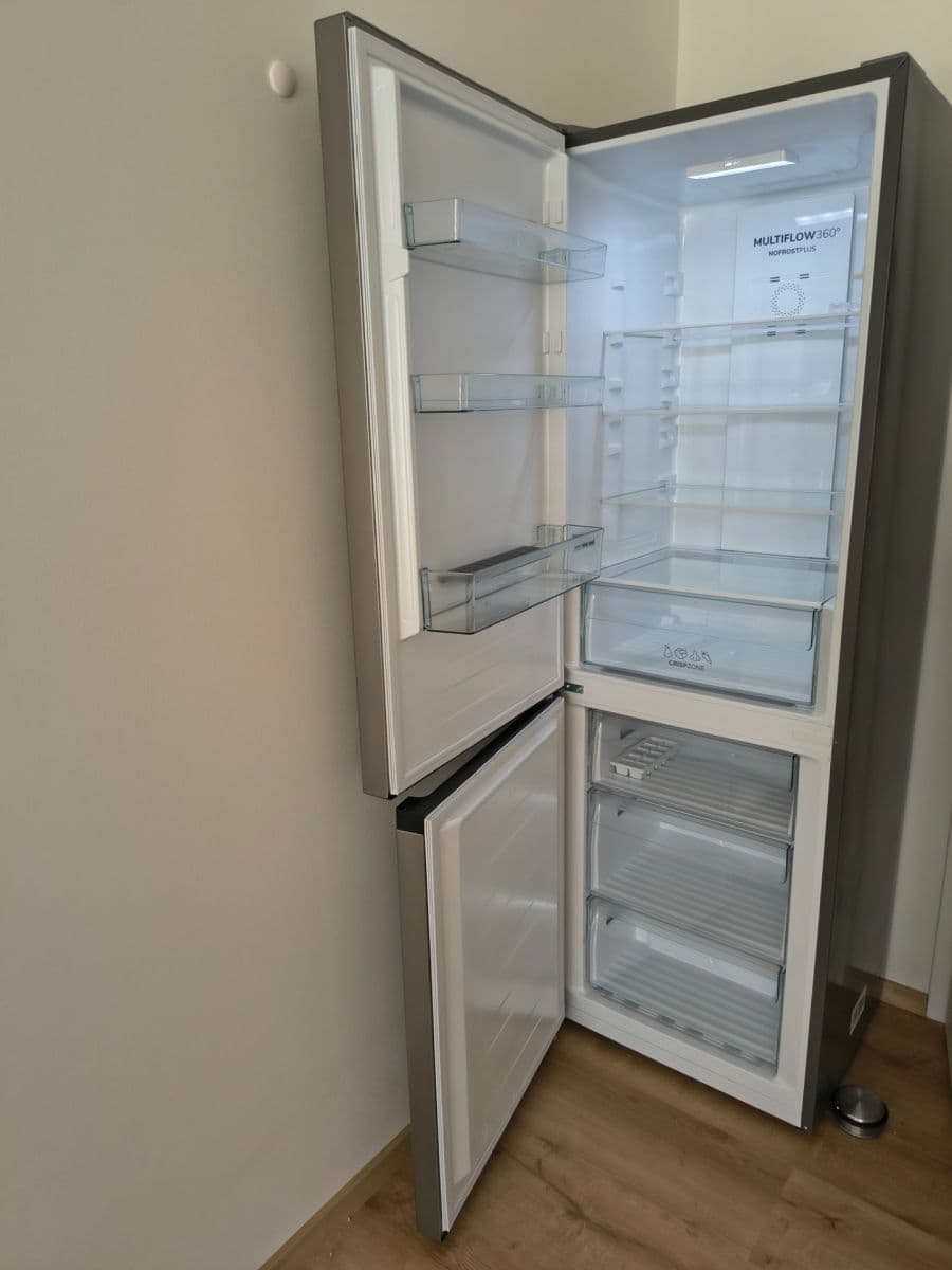 Pronájem bytu 1+kk 37 m², Gerstelova, Praha, Praha Pronájem bytu 1+kk 37 m², Gerstelova, Praha, Praha