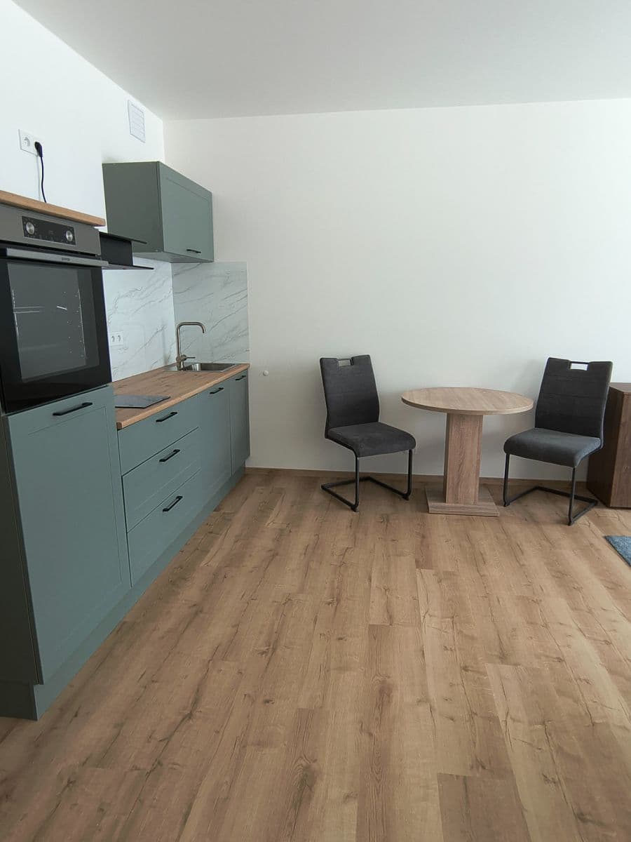 Pronájem bytu 1+kk 37 m², Gerstelova, Praha, Praha Pronájem bytu 1+kk 37 m², Gerstelova, Praha, Praha