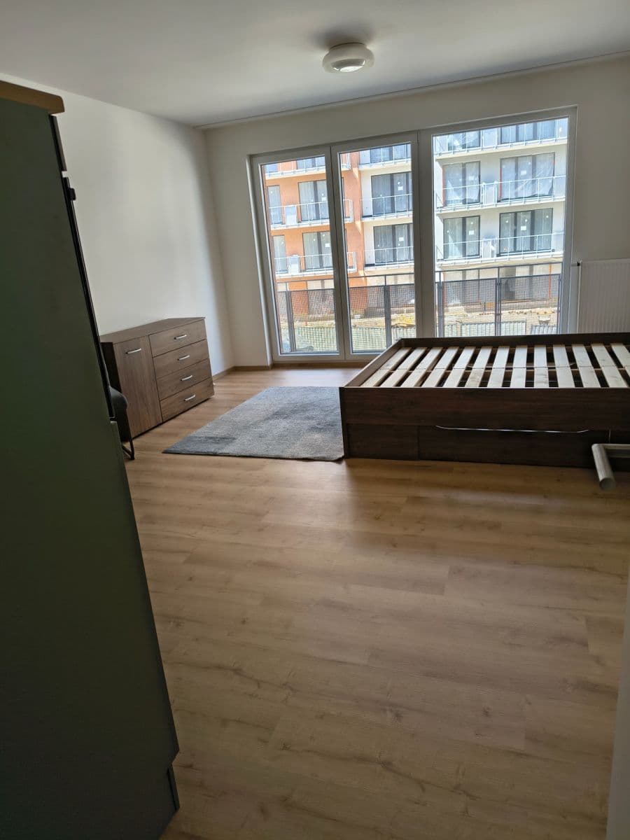 Pronájem bytu 1+kk 37 m², Gerstelova, Praha, Praha Pronájem bytu 1+kk 37 m², Gerstelova, Praha, Praha