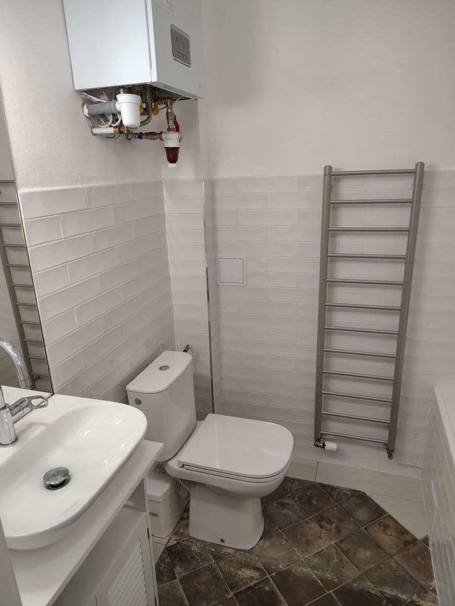 Pronájem bytu 2+1 52 m², Táborská, Praha, Praha Pronájem bytu 2+1 52 m², Táborská, Praha, Praha