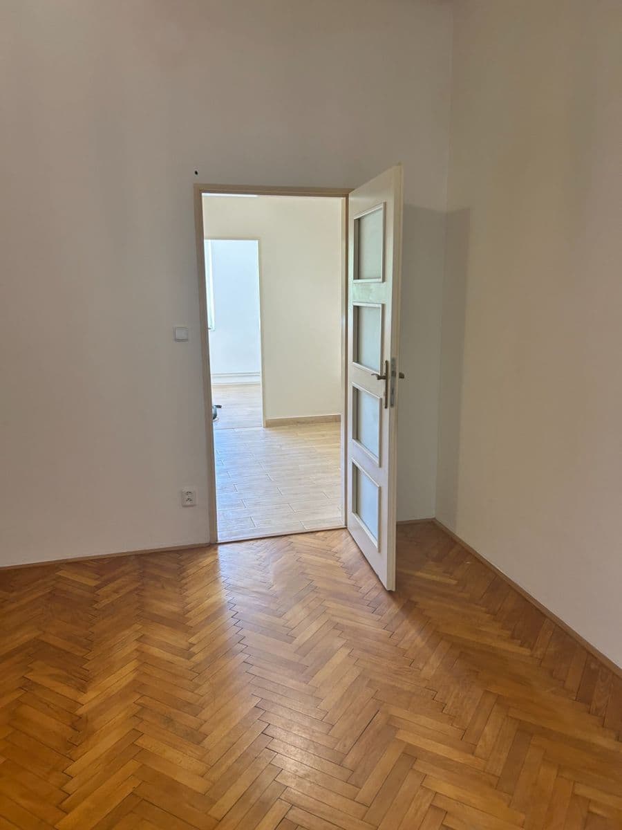 Pronájem bytu 1+1 45 m², V Nových Vokovicích, Praha, Praha Pronájem bytu 1+1 45 m², V Nových Vokovicích, Praha, Praha