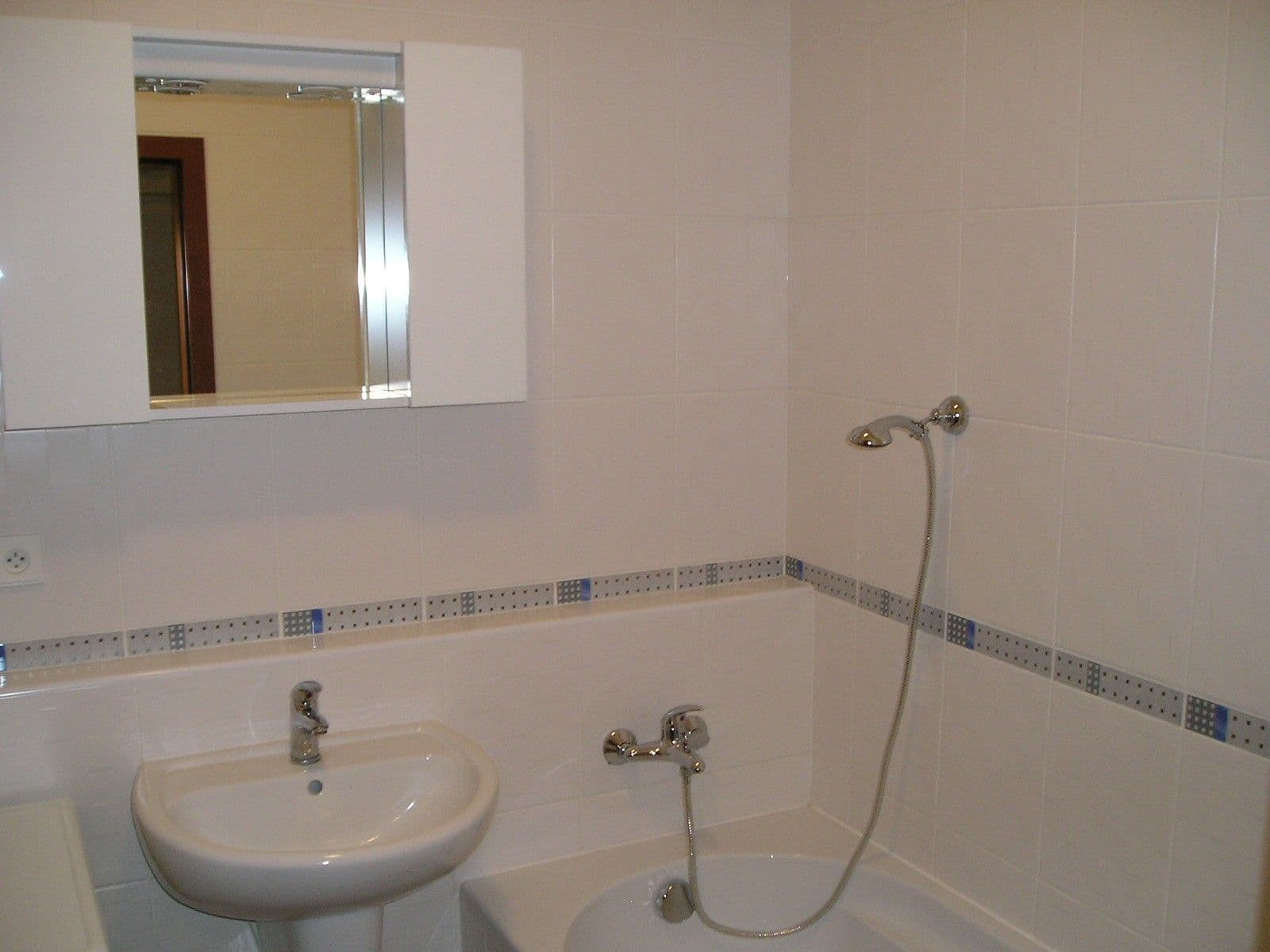 Pronájem bytu 2+kk 62 m², Kytlická, Praha, Praha Pronájem bytu 2+kk 62 m², Kytlická, Praha, Praha
