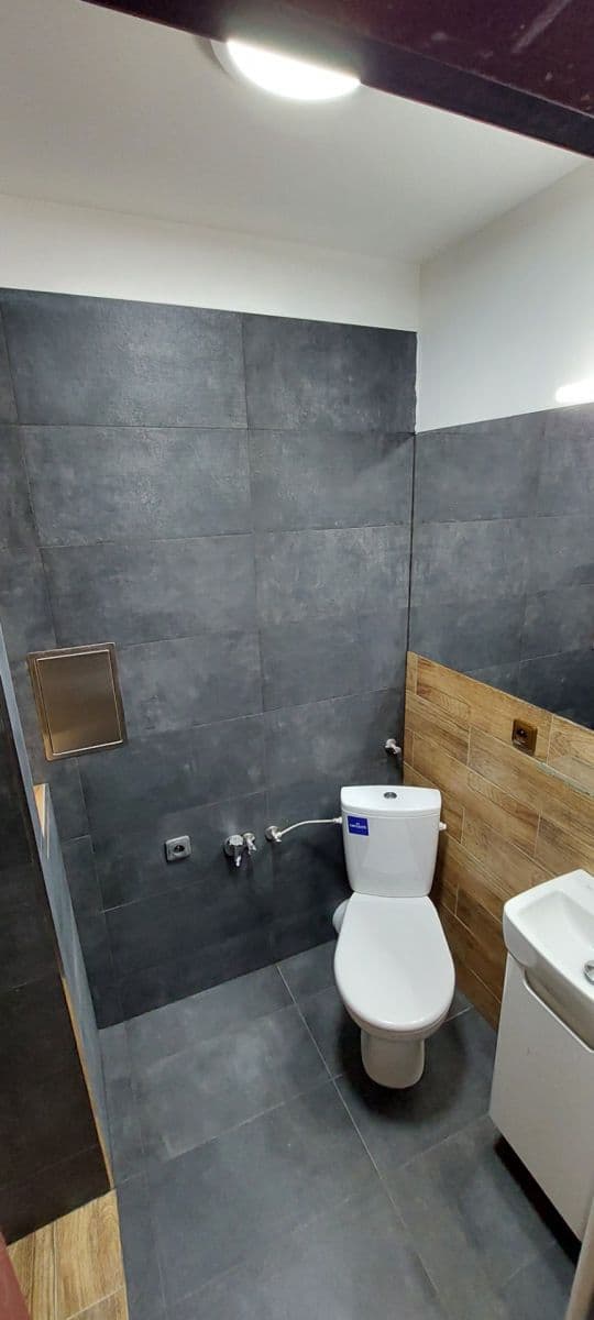 Pronájem bytu 1+kk 24 m², Votroubkova, Brno, Jihomoravský kraj Pronájem bytu 1+kk 24 m², Votroubkova, Brno, Jihomoravský kraj