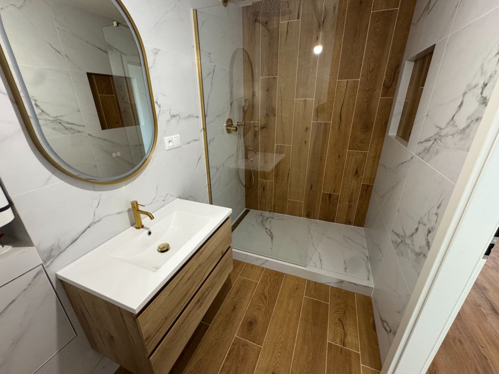 Prodej bytu 2+1 54 m², Čihákova, Praha, Praha Prodej bytu 2+1 54 m², Čihákova, Praha, Praha