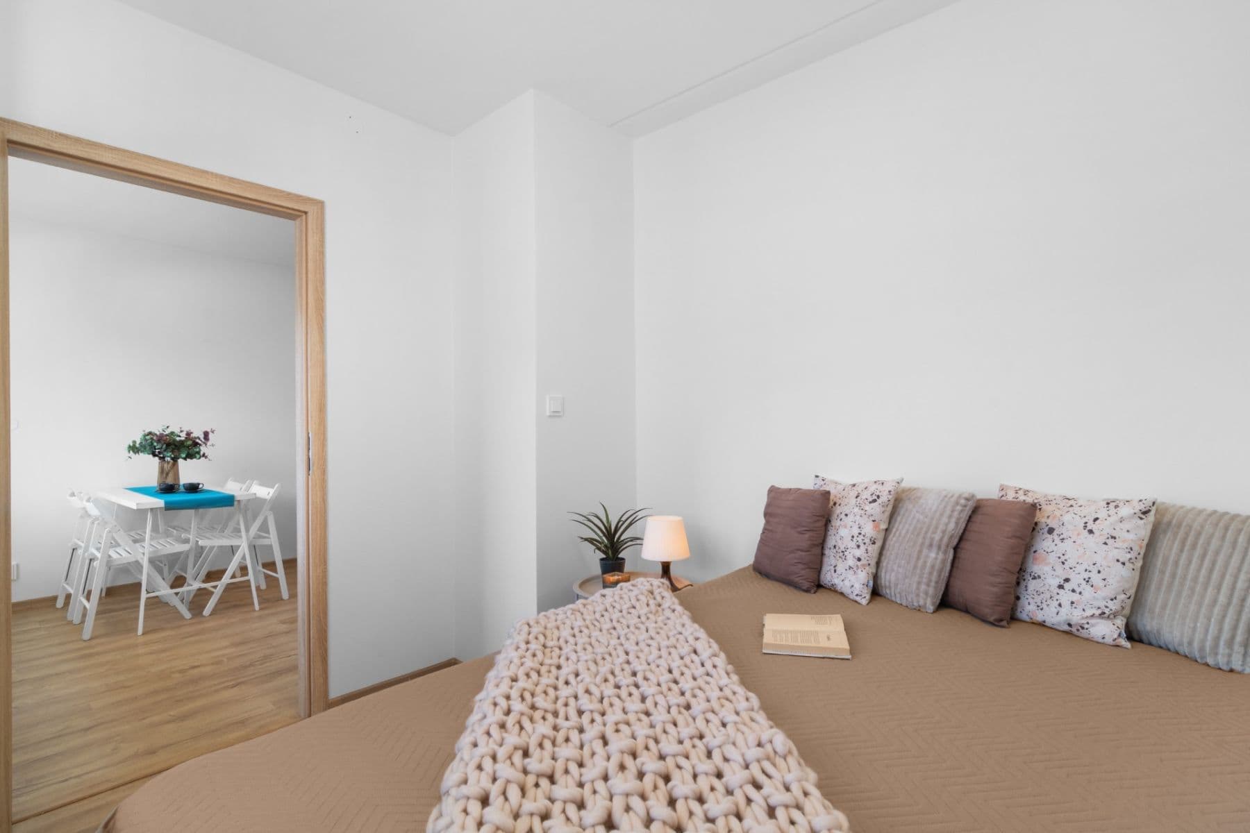 Prodej bytu 2+kk 34 m², Na Vavřinci, Slaný, Středočeský kraj Prodej bytu 2+kk 34 m², Na Vavřinci, Slaný, Středočeský kraj