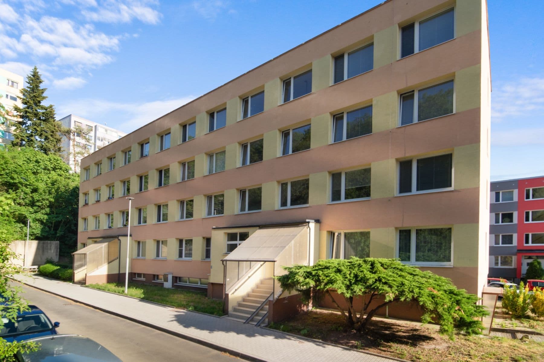 Prodej bytu 2+kk 34 m², Na Vavřinci, Slaný, Středočeský kraj Prodej bytu 2+kk 34 m², Na Vavřinci, Slaný, Středočeský kraj
