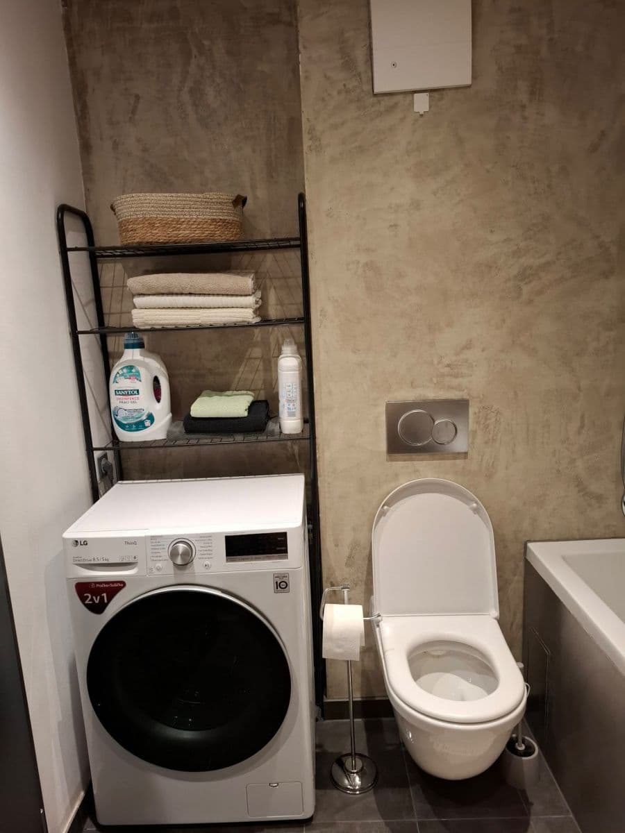Pronájem bytu 2+kk 48 m², U Libeňského pivovaru, Praha, Praha Pronájem bytu 2+kk 48 m², U Libeňského pivovaru, Praha, Praha