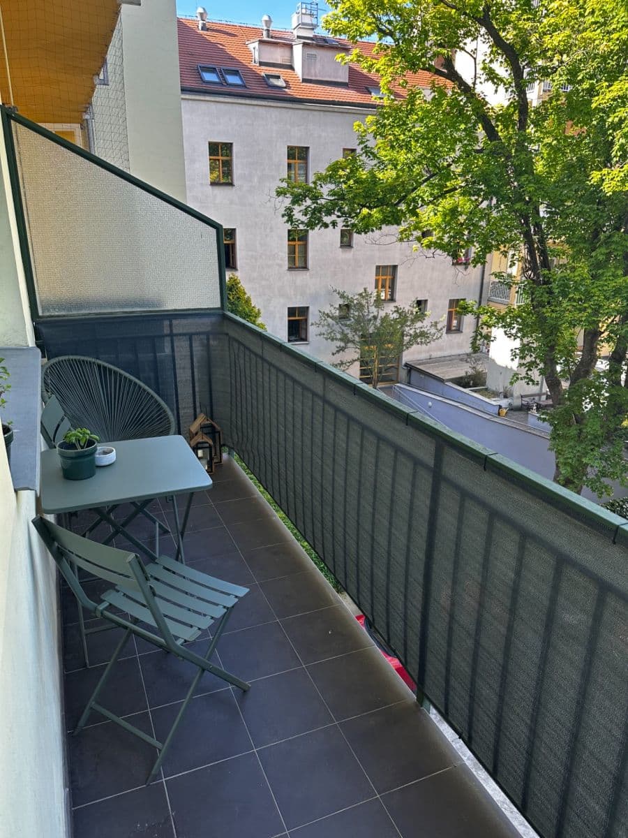 Pronájem bytu 1+kk 27 m², Kamenická, Praha, Praha Pronájem bytu 1+kk 27 m², Kamenická, Praha, Praha