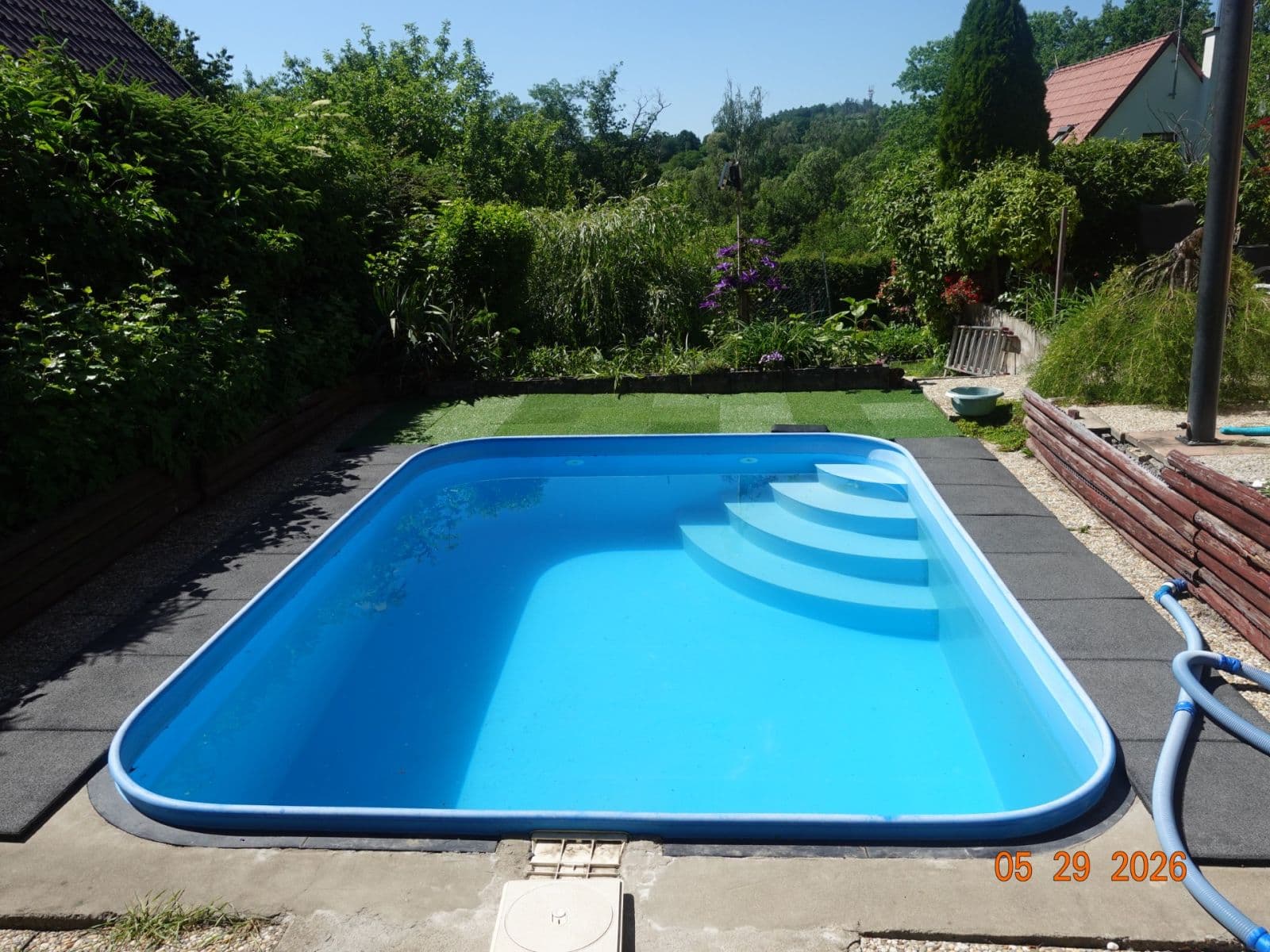 Prodej chaty, chalupy 39 m², pozemek 469 m², Velké Popovice, Středočeský kraj Prodej chaty, chalupy 39 m², pozemek 469 m², Velké Popovice, Středočeský kraj