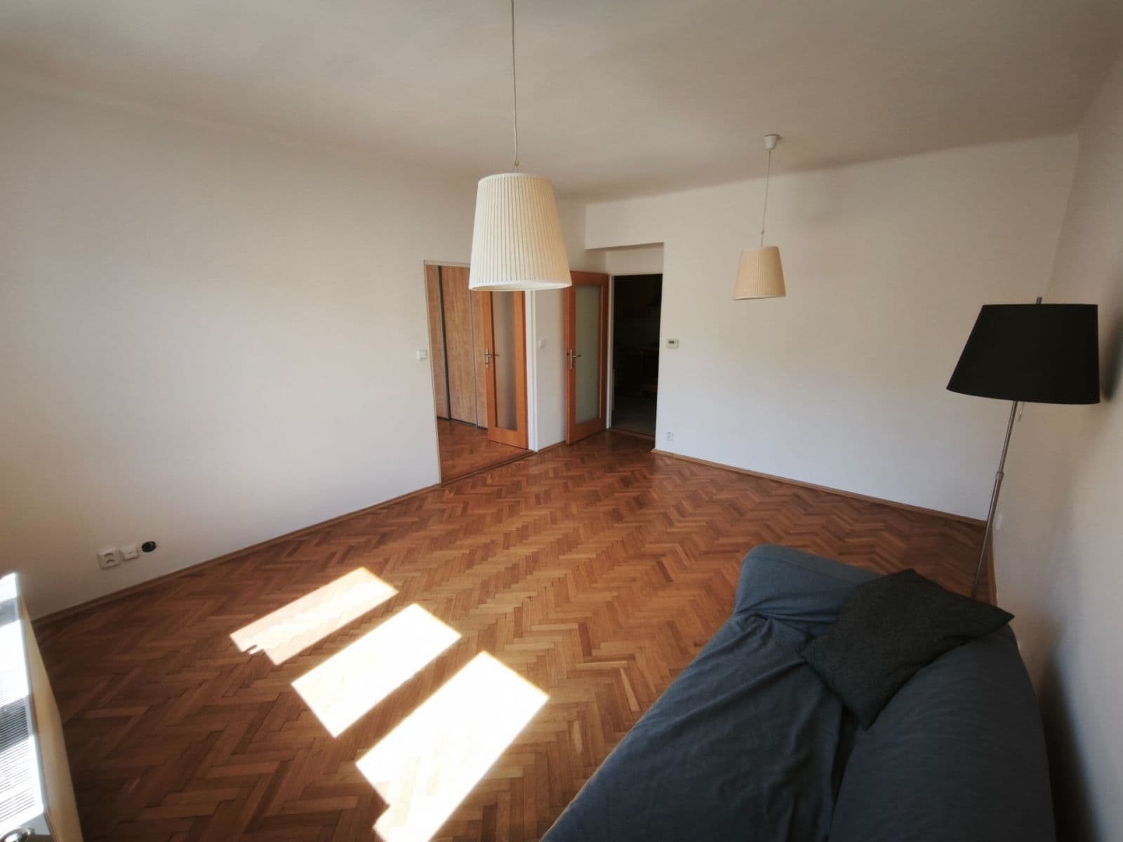Pronájem bytu 2+kk 56 m², Krátký lán, Praha, Praha Pronájem bytu 2+kk 56 m², Krátký lán, Praha, Praha