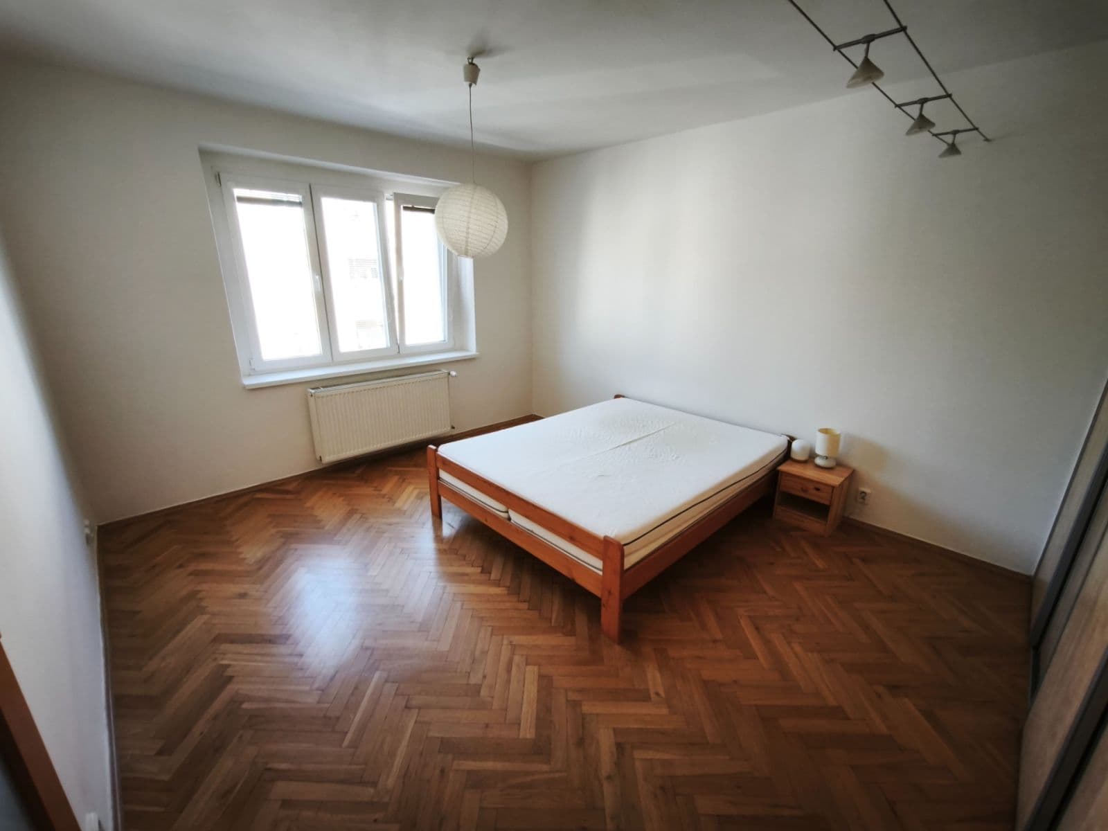 Pronájem bytu 2+kk 56 m², Krátký lán, Praha, Praha Pronájem bytu 2+kk 56 m², Krátký lán, Praha, Praha