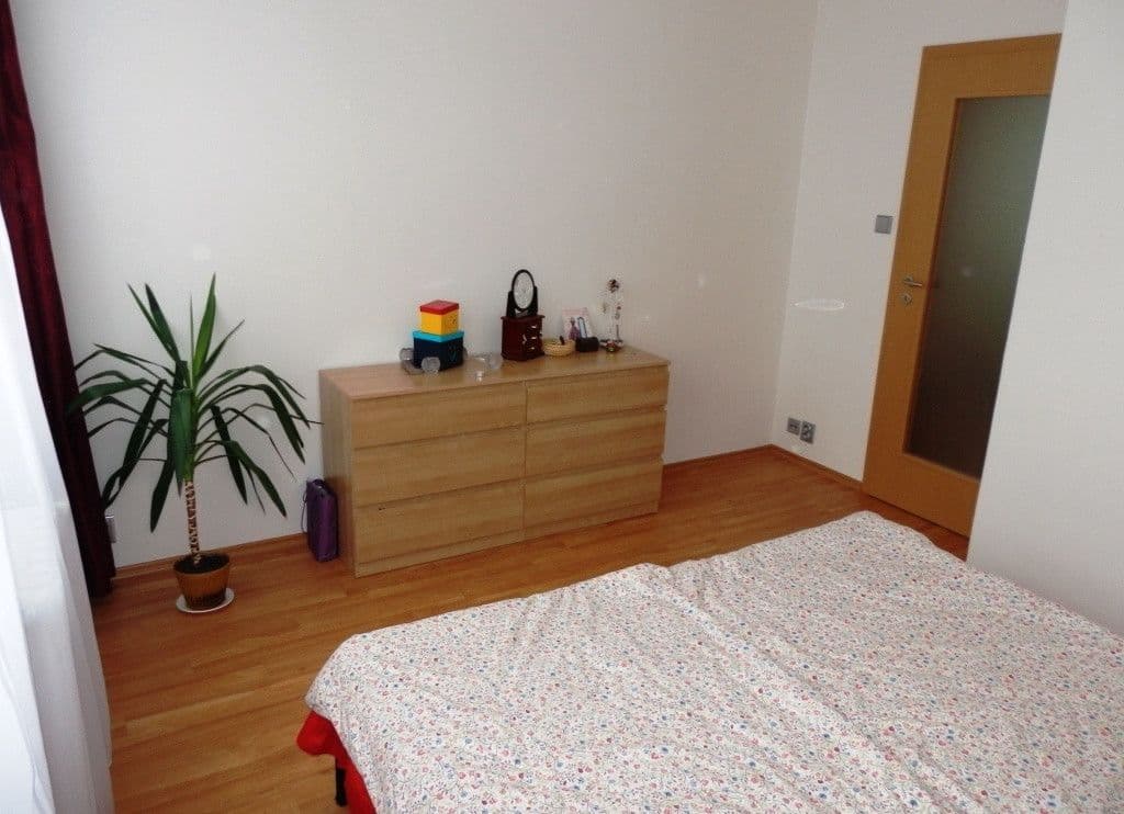 Pronájem bytu 3+kk 66 m², K Olympiku, Praha, Praha Pronájem bytu 3+kk 66 m², K Olympiku, Praha, Praha