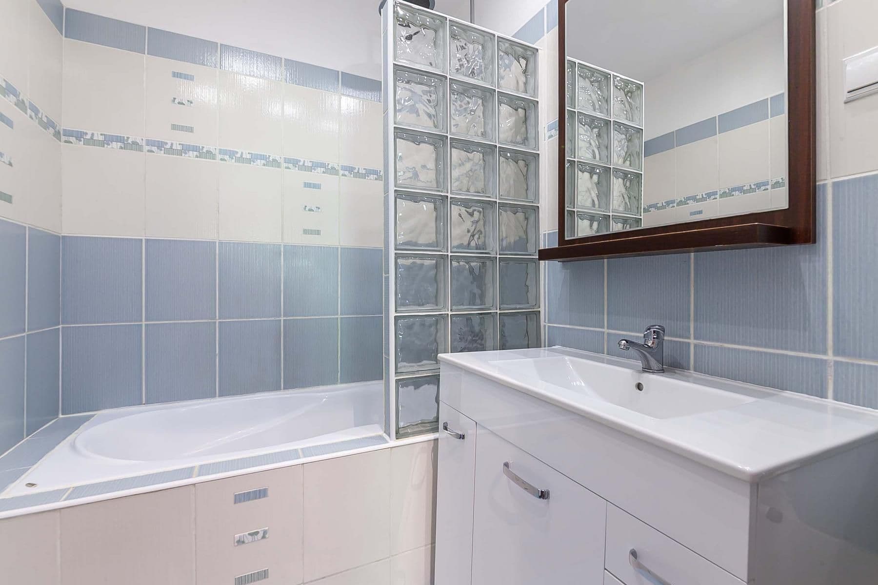 Prodej bytu 3+1 75 m², Baltská, Liberec, Praha Prodej bytu 3+1 75 m², Baltská, Liberec, Praha