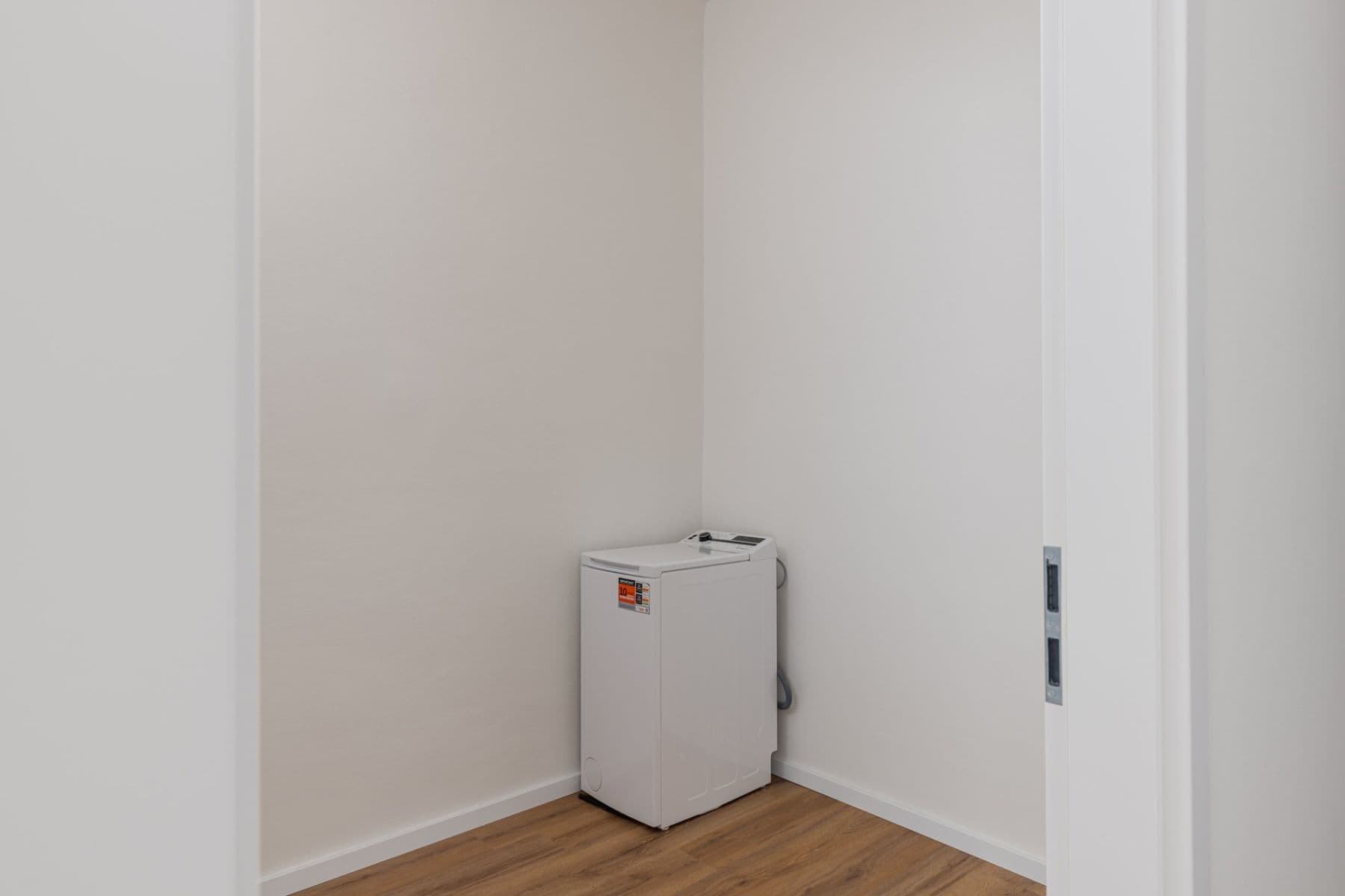 Pronájem bytu 1+1 43 m², Újezd, Praha, Praha Pronájem bytu 1+1 43 m², Újezd, Praha, Praha