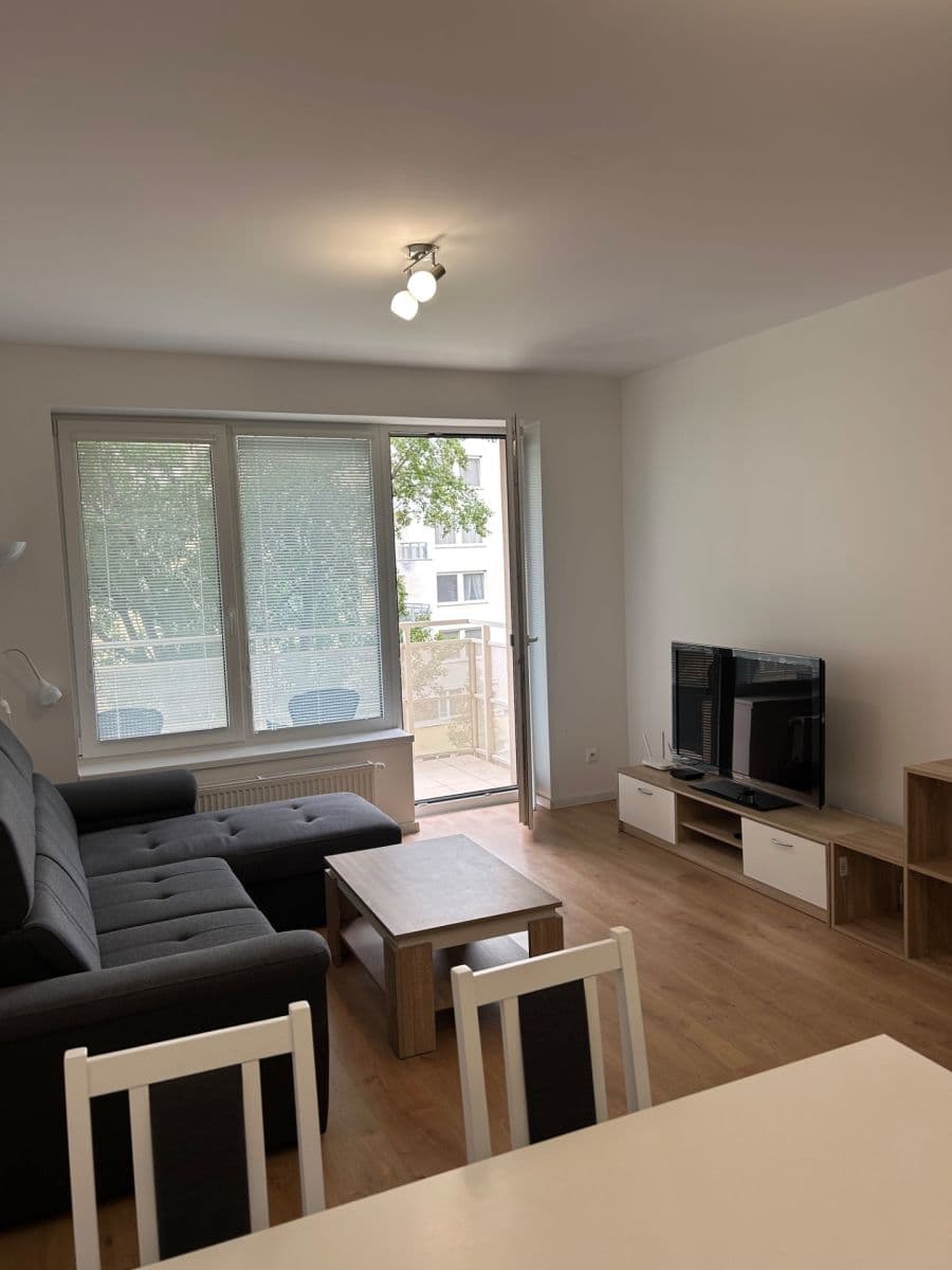 Pronájem bytu 2+1 51 m², Galvaniho, Ružinov, Bratislavský kraj Pronájem bytu 2+1 51 m², Galvaniho, Ružinov, Bratislavský kraj