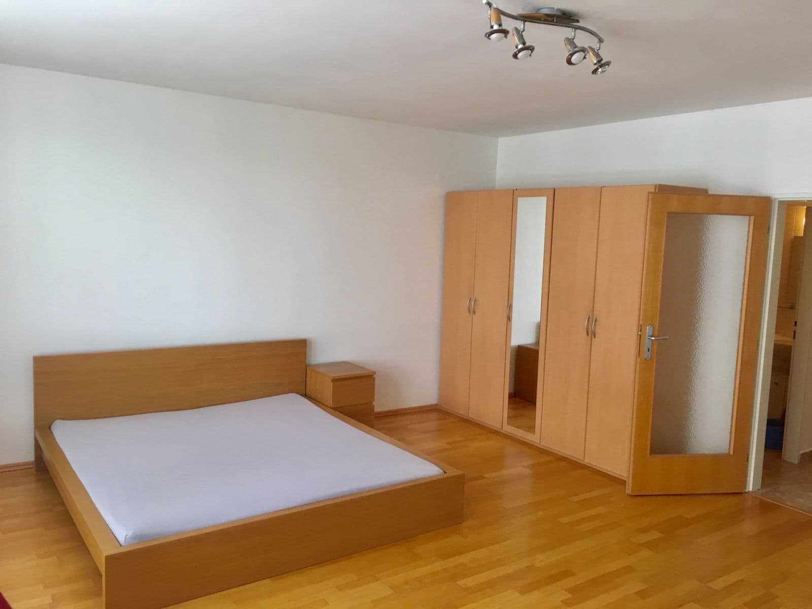 Pronájem bytu 1+kk 40 m², Vinohradská, Praha, Praha Pronájem bytu 1+kk 40 m², Vinohradská, Praha, Praha